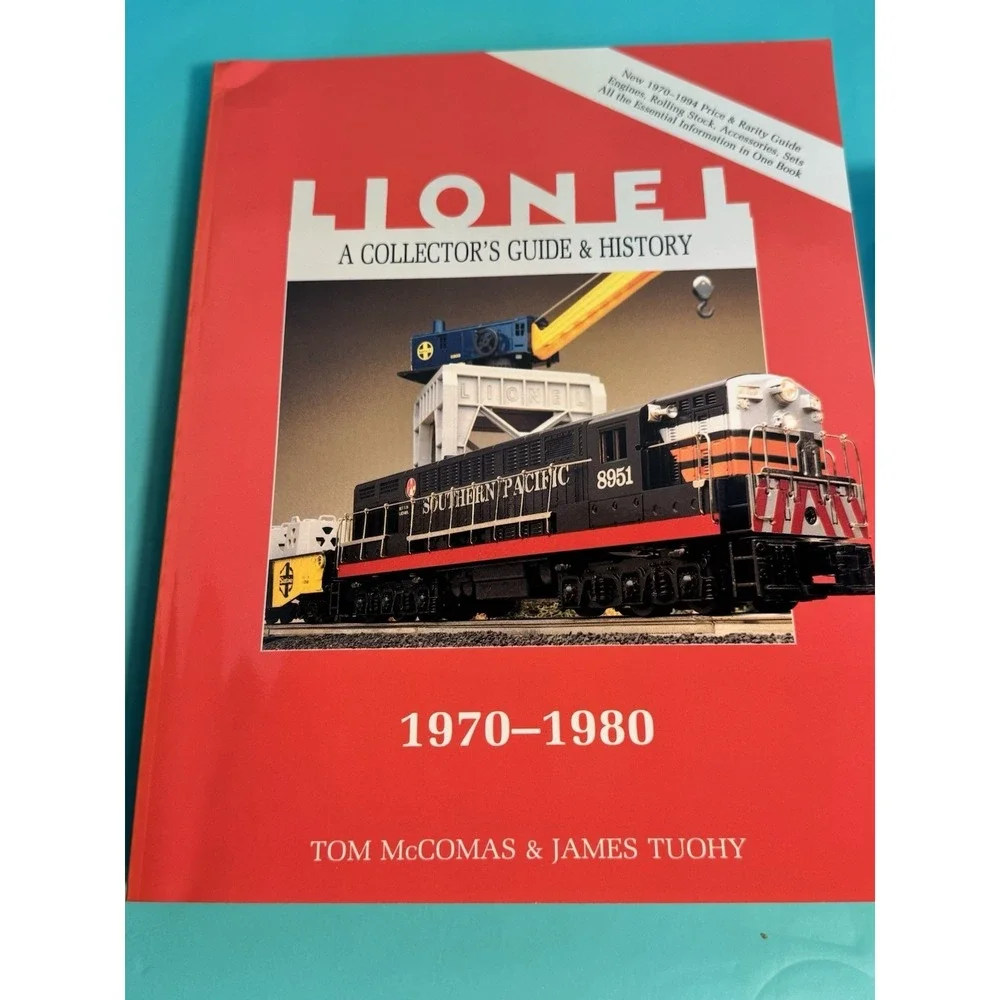Lionel: A Collectors Guide & History by McCombs/Tuohy‎ Boxed Set Chilton